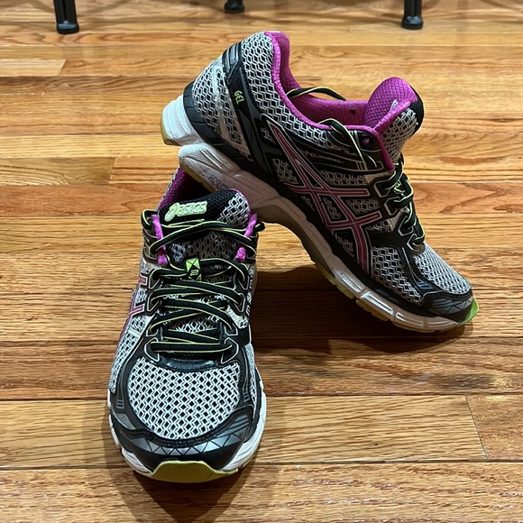 ASICS GT 2000 2 Running Shoes Womens 9 - Picture 2 of 7